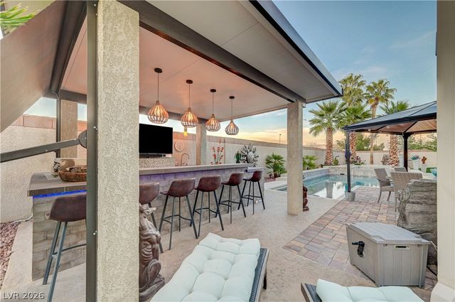 8354 Bartholomew Park Court, Las Vegas, NV 89139