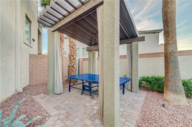 8354 Bartholomew Park Court, Las Vegas, NV 89139