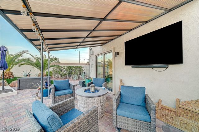 8354 Bartholomew Park Court, Las Vegas, NV 89139