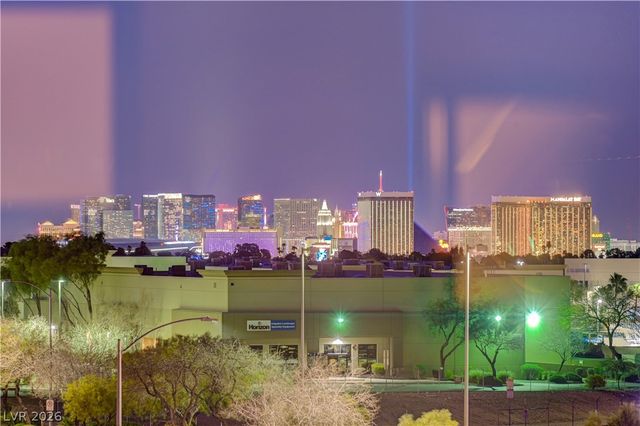 8354 Bartholomew Park Court, Las Vegas, NV 89139