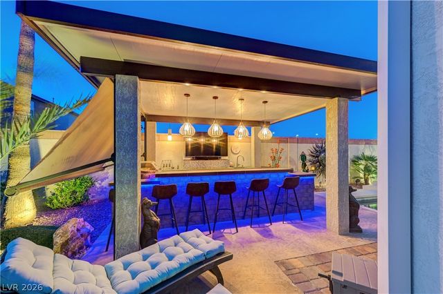 8354 Bartholomew Park Court, Las Vegas, NV 89139