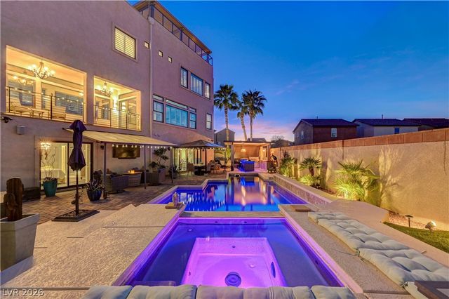 8354 Bartholomew Park Court, Las Vegas, NV 89139