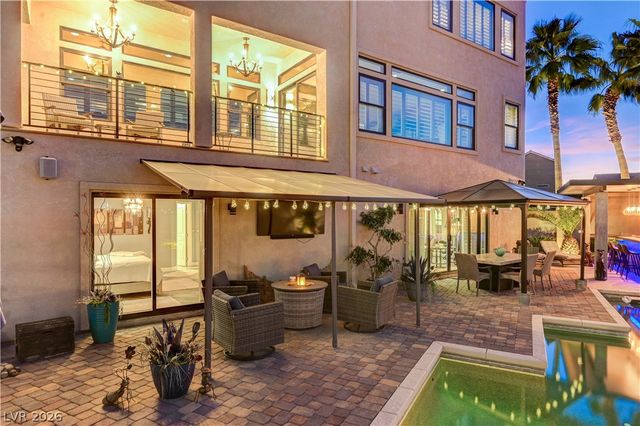 8354 Bartholomew Park Court, Las Vegas, NV 89139