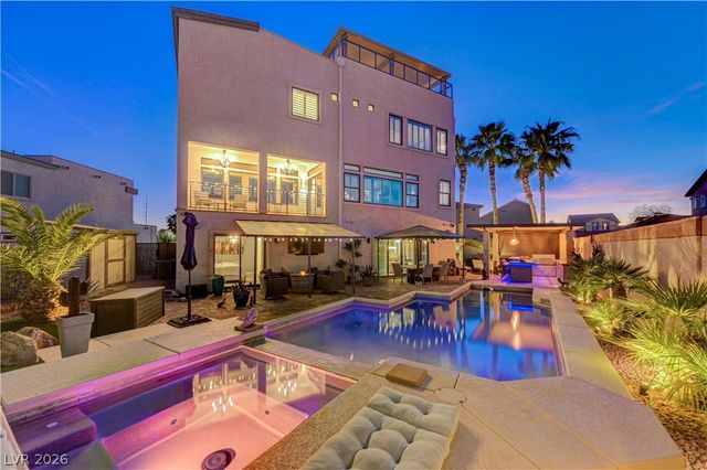 8354 Bartholomew Park Court, Las Vegas, NV 89139