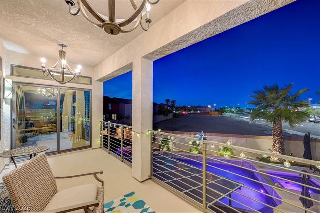 8354 Bartholomew Park Court, Las Vegas, NV 89139