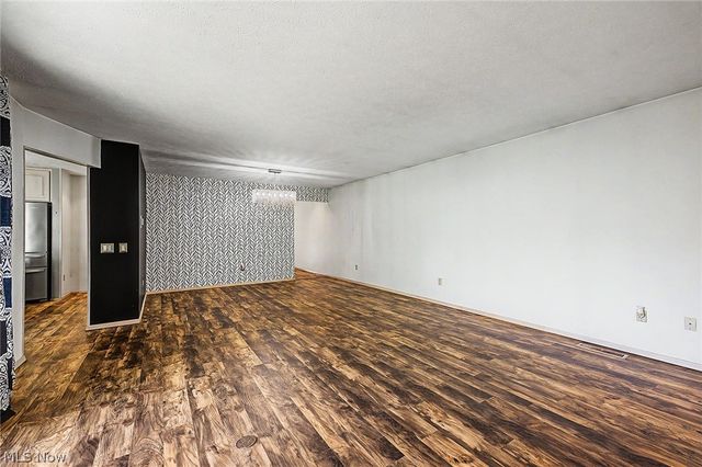 13192 Olympus Way, Strongsville, OH 44149