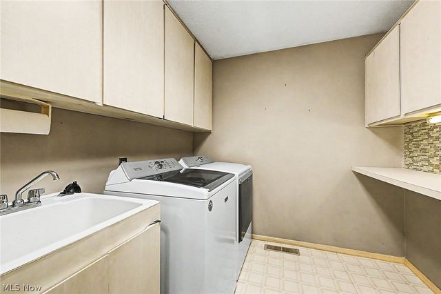 13192 Olympus Way, Strongsville, OH 44149