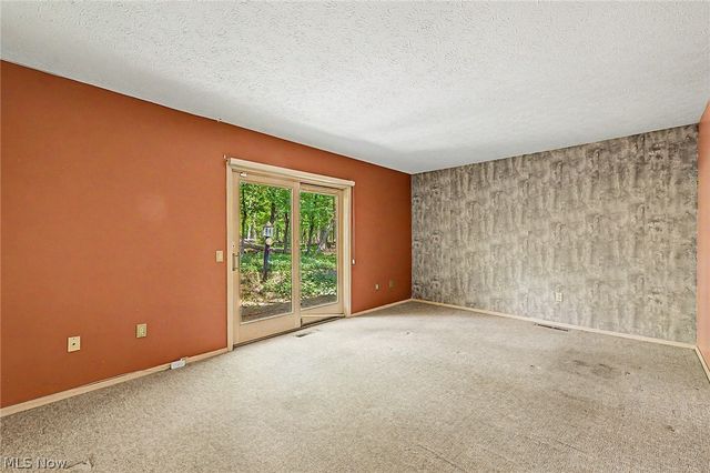 13192 Olympus Way, Strongsville, OH 44149