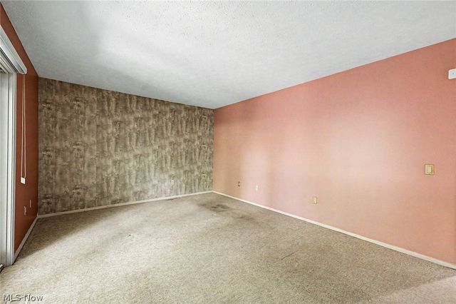 13192 Olympus Way, Strongsville, OH 44149
