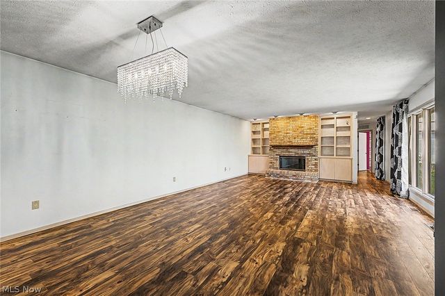 13192 Olympus Way, Strongsville, OH 44149