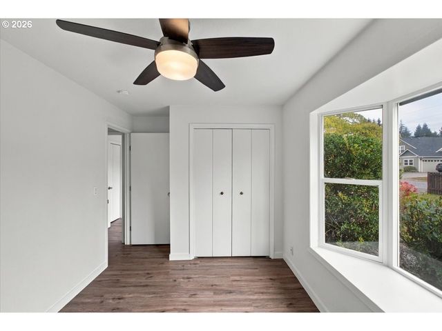 4165 Nw GLENWOOD Ave, Albany, OR 97321