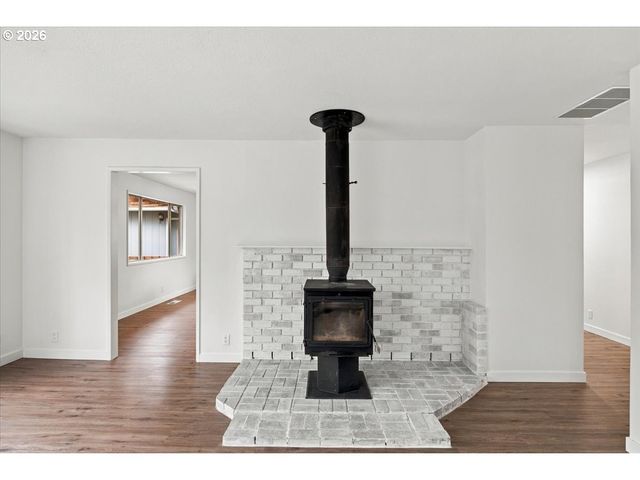 4165 Nw GLENWOOD Ave, Albany, OR 97321