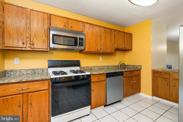 114 TEAL CT, East Windsor, NJ 08520