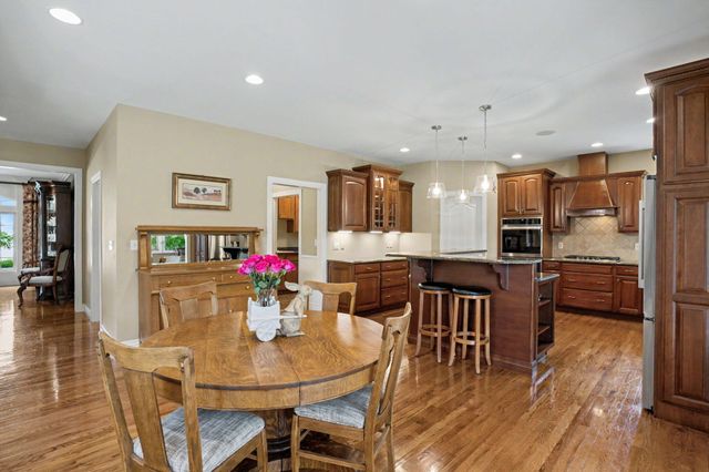 1702 DUNHILL WAY, Columbia, MO 65203