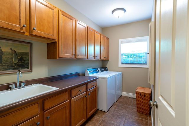 1702 DUNHILL WAY, Columbia, MO 65203