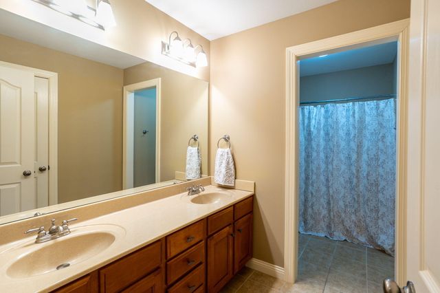 1702 DUNHILL WAY, Columbia, MO 65203