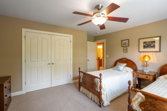 1702 DUNHILL WAY, Columbia, MO 65203