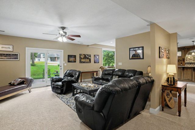 1702 DUNHILL WAY, Columbia, MO 65203