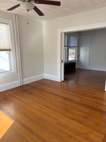 15 Nichols Ave 1, Watertown, MA 02472