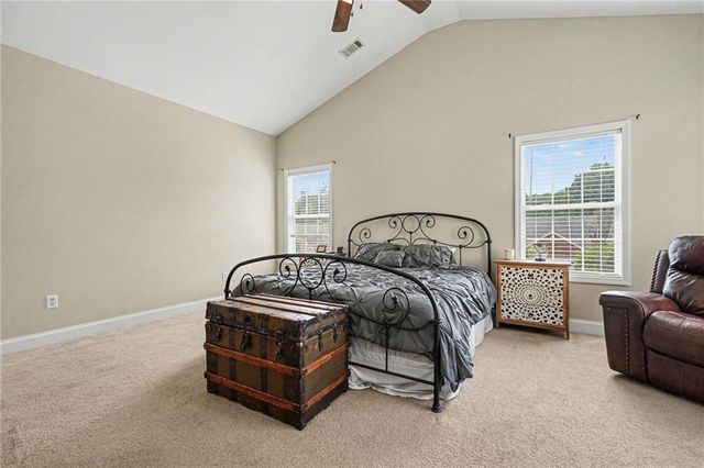 2691 Eisenhower Avenue, Bogart, GA 30622