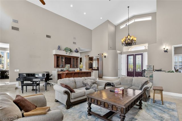 7440 Eldora Avenue, Las Vegas, NV 89117