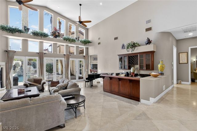 7440 Eldora Avenue, Las Vegas, NV 89117