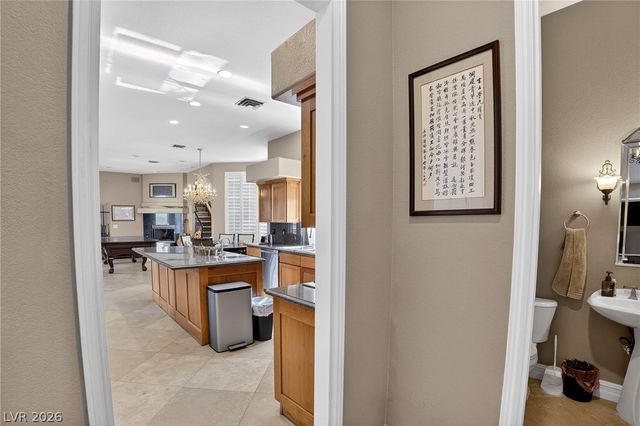 7440 Eldora Avenue, Las Vegas, NV 89117