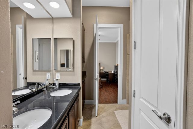 7440 Eldora Avenue, Las Vegas, NV 89117
