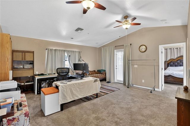 7440 Eldora Avenue, Las Vegas, NV 89117