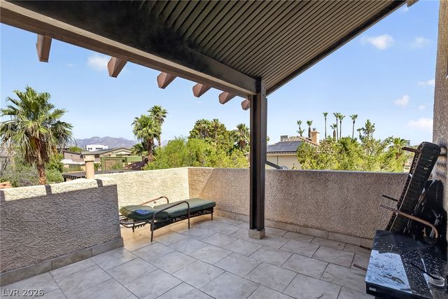 7440 Eldora Avenue, Las Vegas, NV 89117