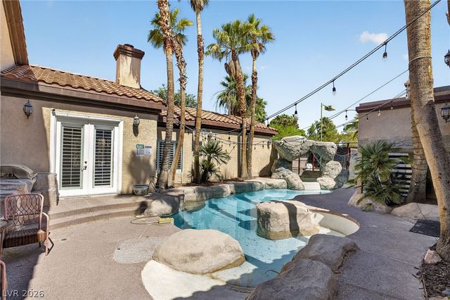7440 Eldora Avenue, Las Vegas, NV 89117
