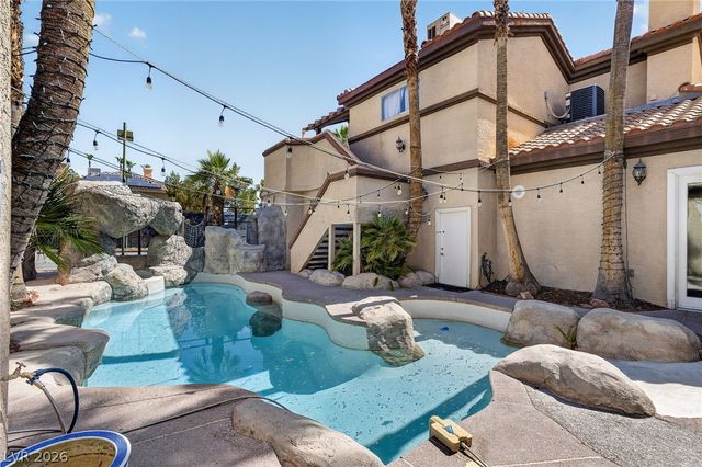 7440 Eldora Avenue, Las Vegas, NV 89117