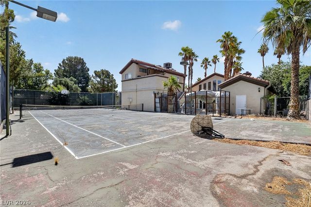 7440 Eldora Avenue, Las Vegas, NV 89117