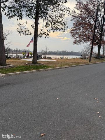 228 RANCOCAS AVE, Delanco, NJ 08075