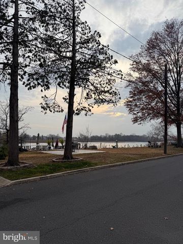 228 RANCOCAS AVE, Delanco, NJ 08075