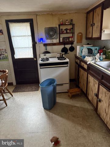 228 RANCOCAS AVE, Delanco, NJ 08075