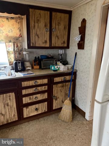 228 RANCOCAS AVE, Delanco, NJ 08075