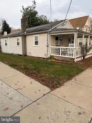 228 RANCOCAS AVE, Delanco, NJ 08075