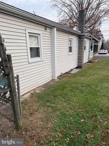 228 RANCOCAS AVE, Delanco, NJ 08075