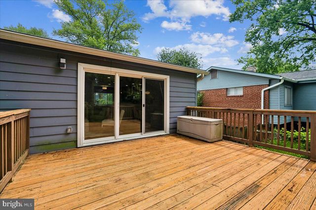 9817 CHERRY TREE LN, Silver Spring, MD 20901