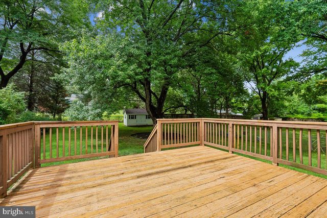 9817 CHERRY TREE LN, Silver Spring, MD 20901