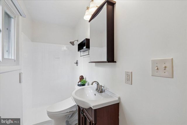 9817 CHERRY TREE LN, Silver Spring, MD 20901