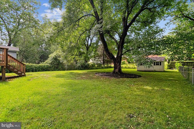 9817 CHERRY TREE LN, Silver Spring, MD 20901