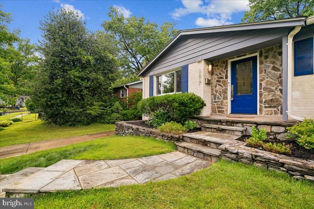 9817 CHERRY TREE LN, Silver Spring, MD 20901