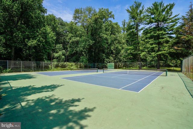9817 CHERRY TREE LN, Silver Spring, MD 20901