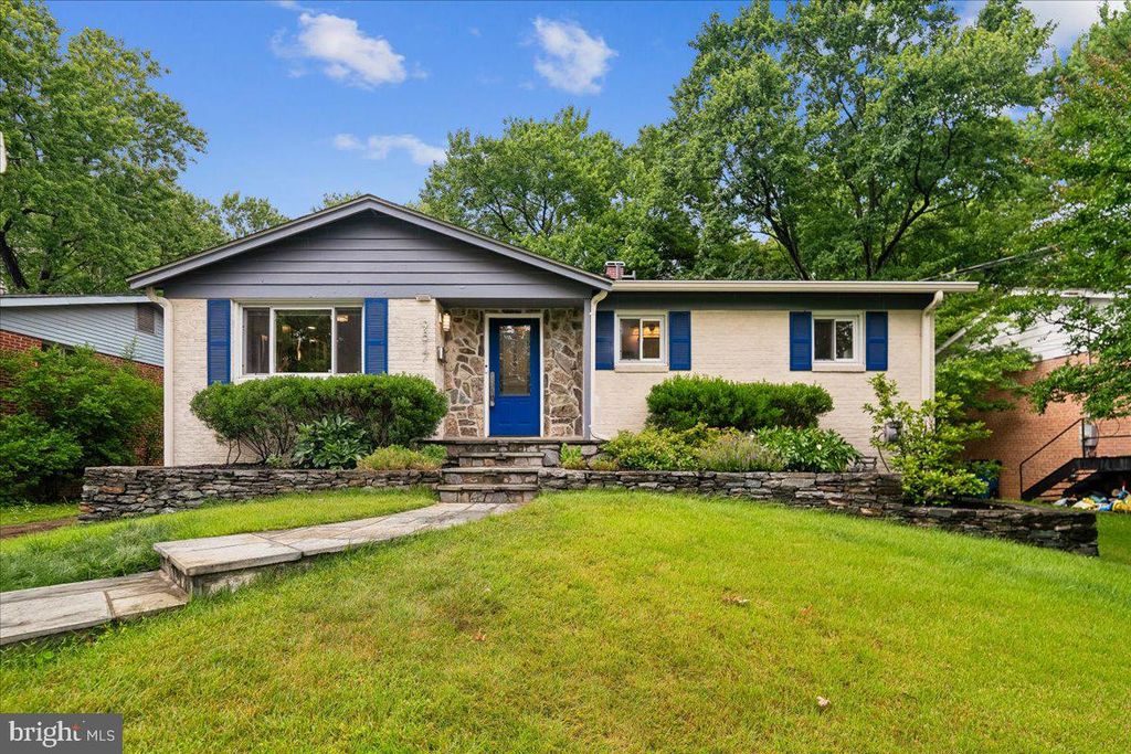 9817 CHERRY TREE LN, Silver Spring, MD 20901