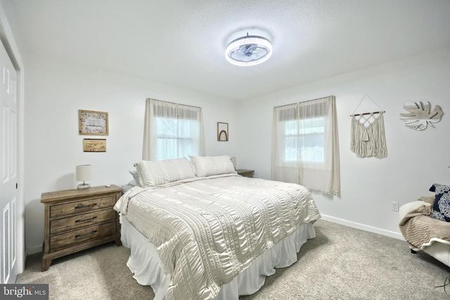 56 YORK RD, York, PA 17407