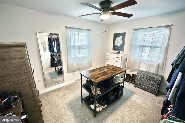 56 YORK RD, York, PA 17407