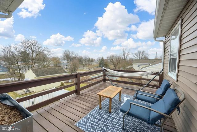 56 YORK RD, York, PA 17407