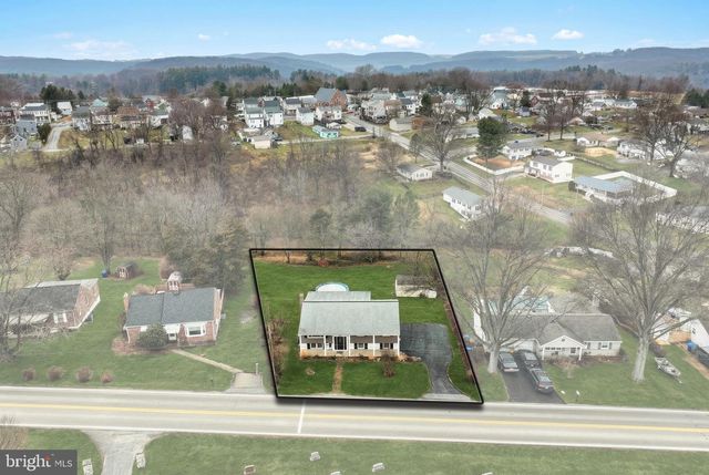 56 YORK RD, York, PA 17407